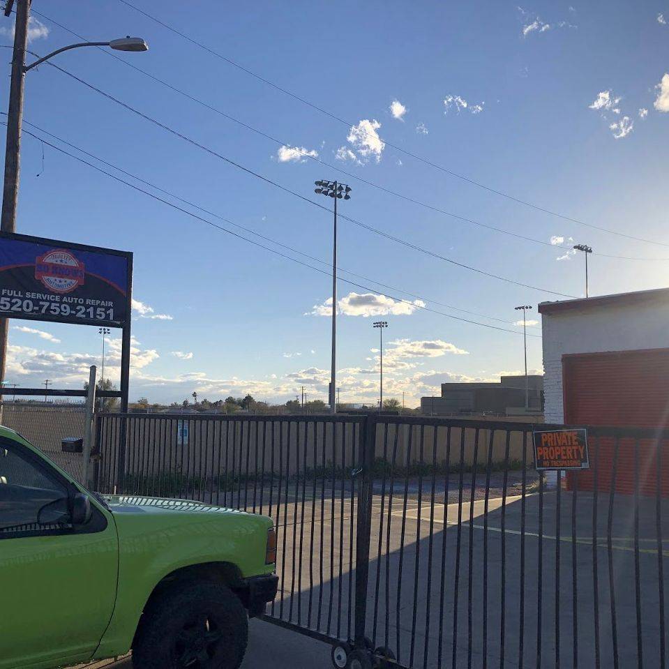 Bo Knows full-service auto repair shop sign and front gate in Maricopa